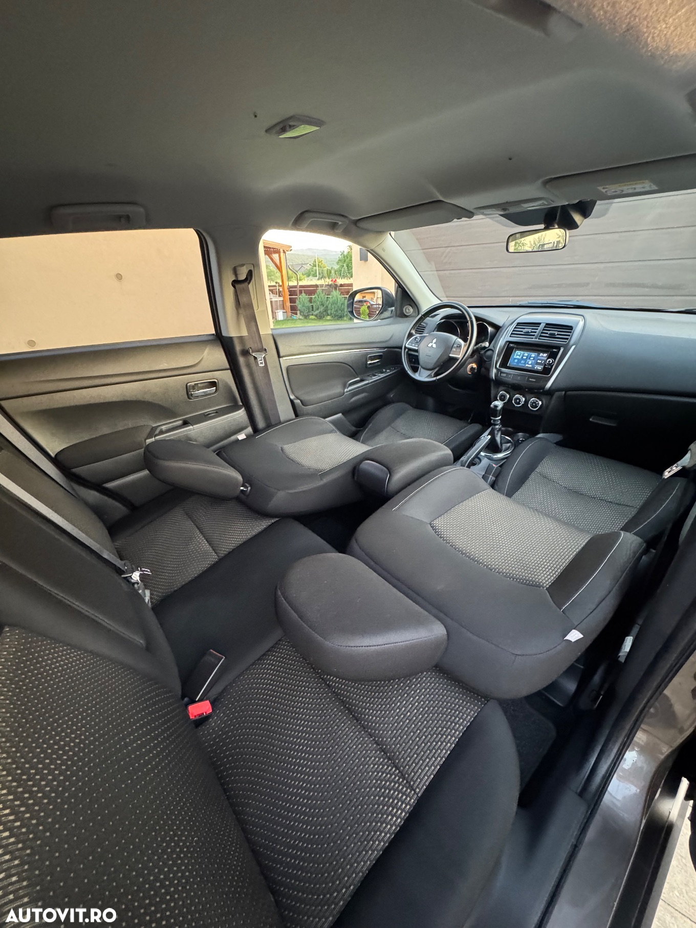 Mitsubishi ASX 1.8 DI-D 2WD Diamant Edition - 17