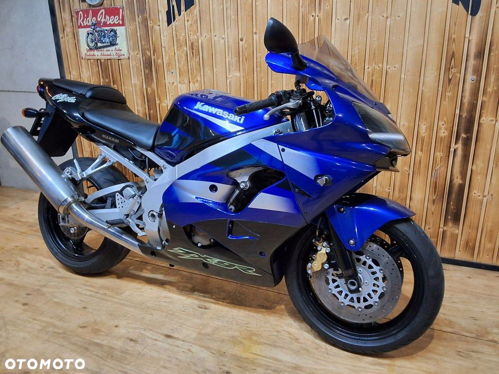 Kawasaki Ninja - 4