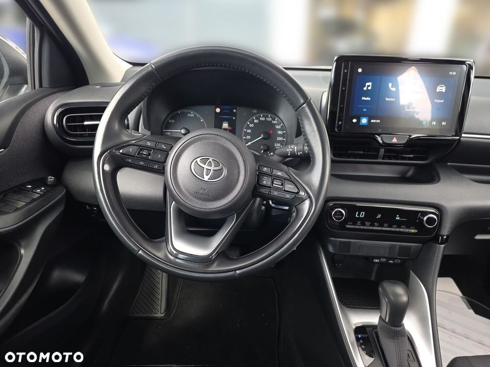 Toyota Yaris - 12