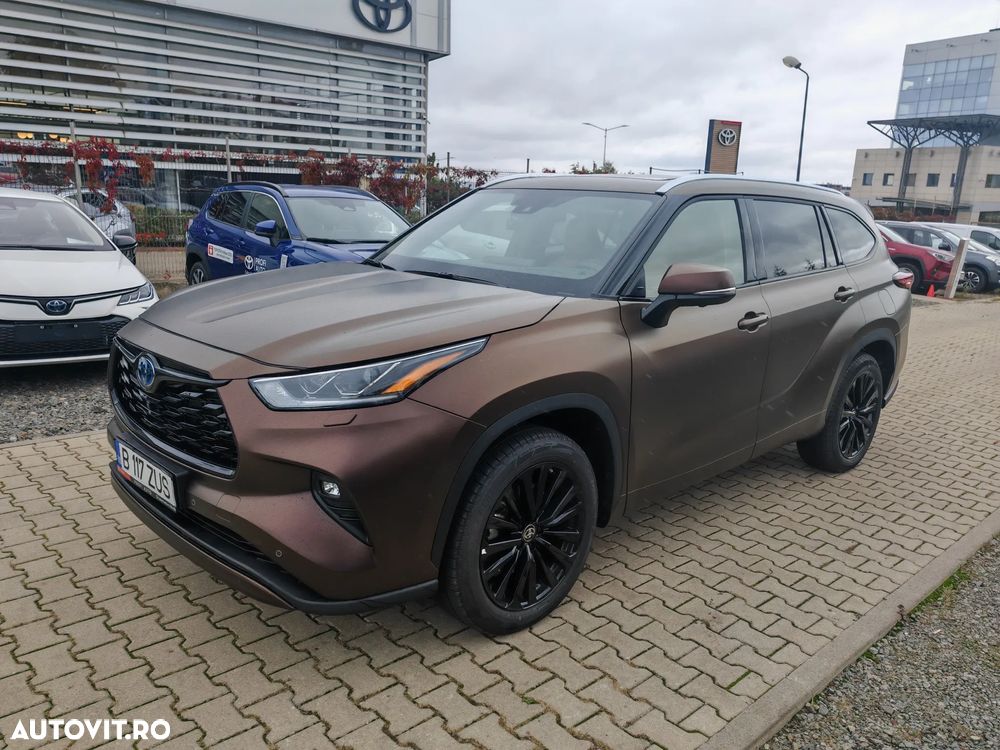 Toyota Highlander ver-2-5-l-hybrid-dynamic-force-248cp-luxury-metallic - 3