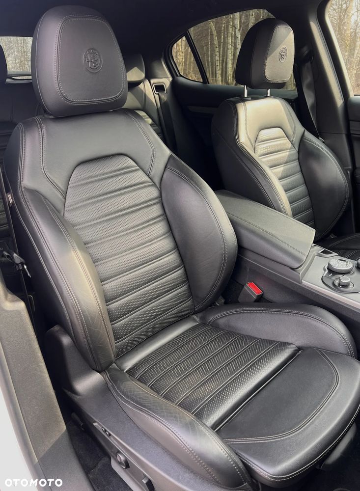 Alfa Romeo Stelvio 2.0 Turbo 16V AT8-Q4 Super - 12