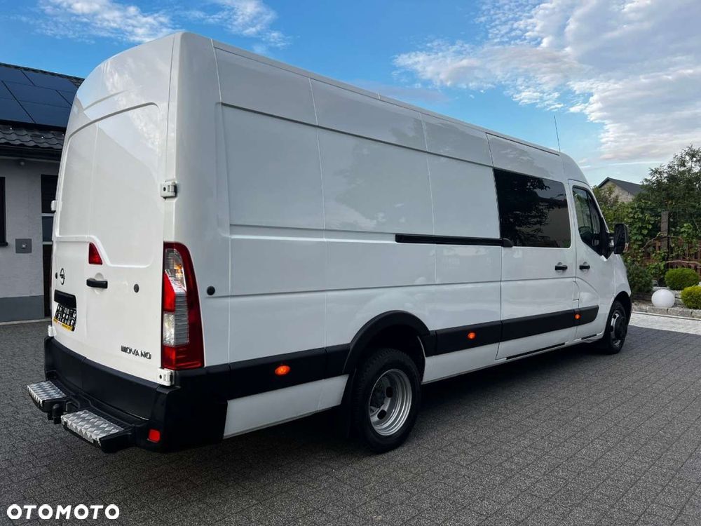 Opel Movano Max 9 osobowy - 23