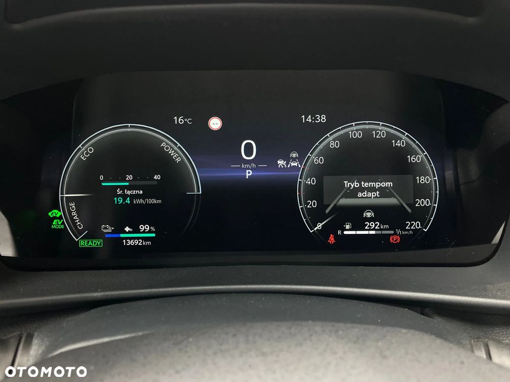 Toyota C-HR 2.0 PHEV Dynamic Force Executive - 26