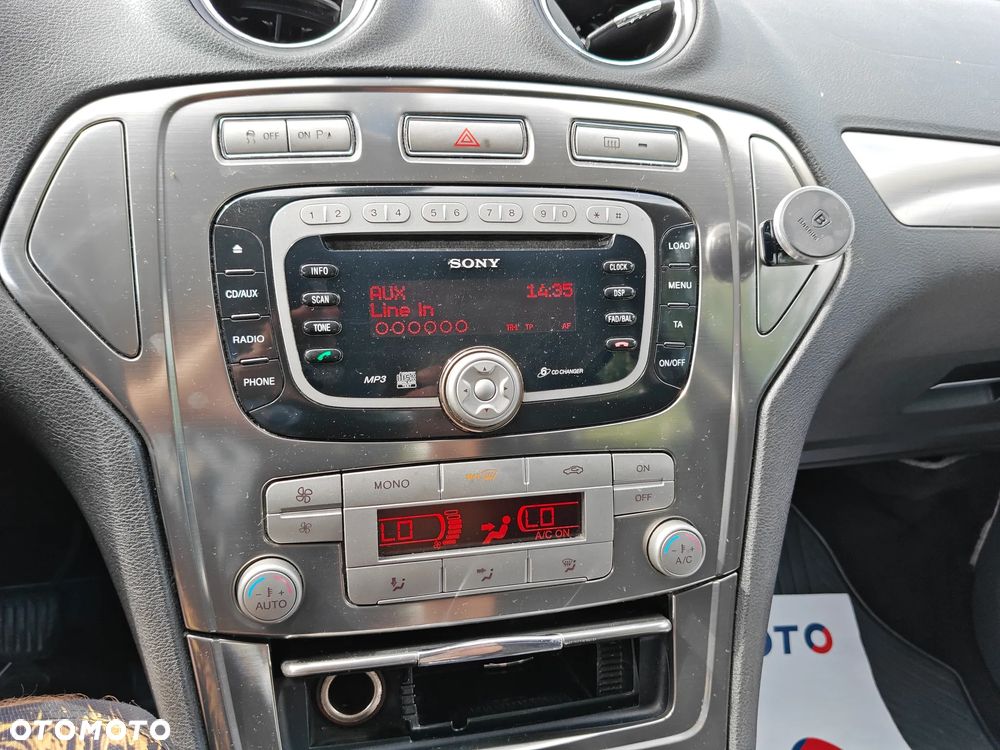 Ford Mondeo 1.8 TDCi Ghia - 24