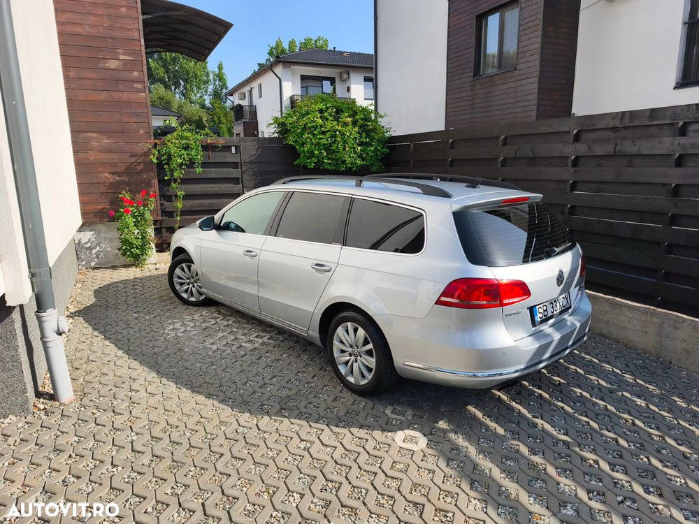 Volkswagen Passat Variant 2.0 Blue TDI DSG SCR Trendline - 4