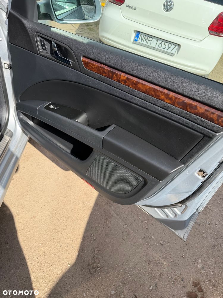 Skoda Superb 2.0 TDI Elegance DSG - 24