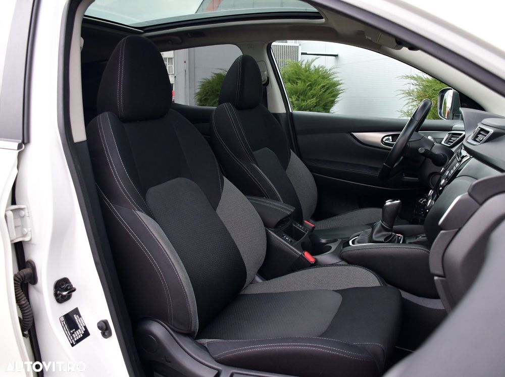 Nissan Qashqai 1.6 DCI Xtronic N-Connecta - 7