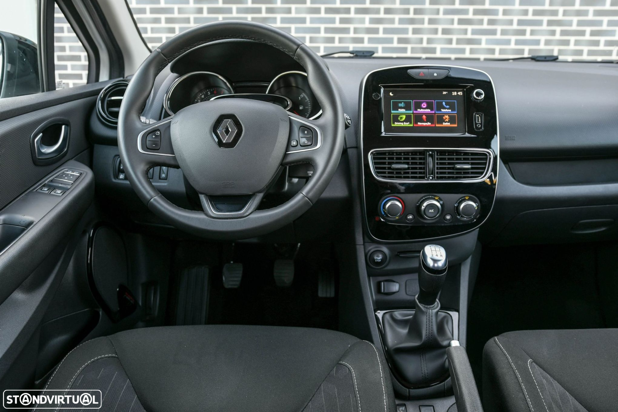 Renault Clio 0.9 TCe Limited - 15