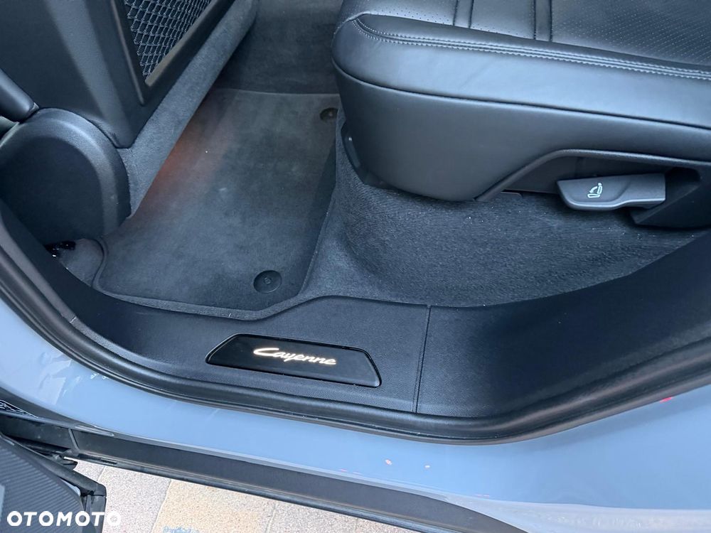 Porsche Cayenne S E-Hybrid Tiptronic S - 29