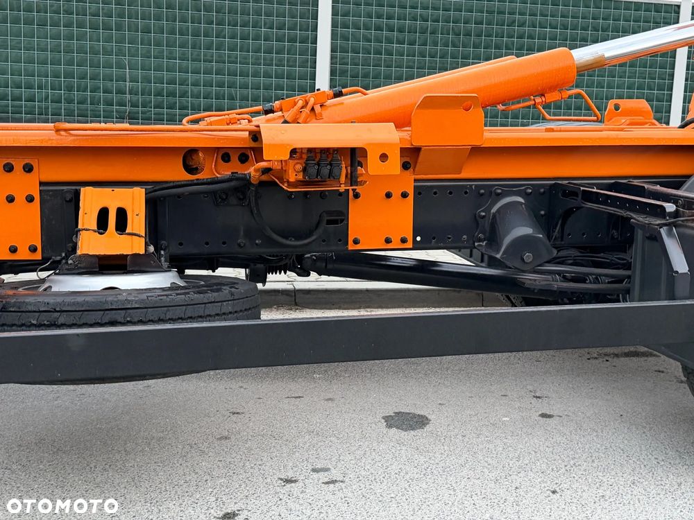 MAN TGL 8.180 // Hakowiec + HDS FASSI F40 // - 36