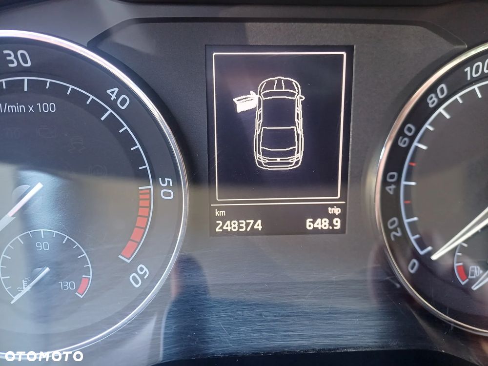 Skoda Superb 2.0 TDI Active - 5