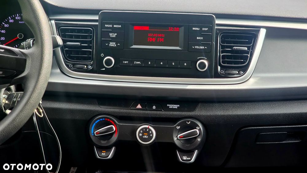 Kia Rio 1.2 Dream Team Edition - 7