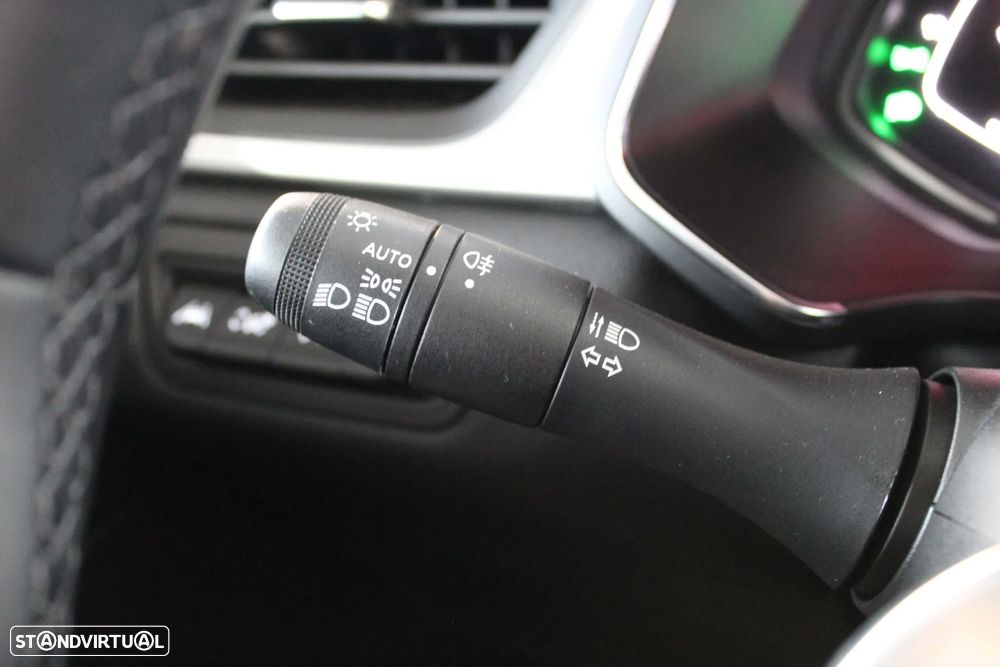 Renault Captur 1.0 TCe Techno Bi-Fuel - 13