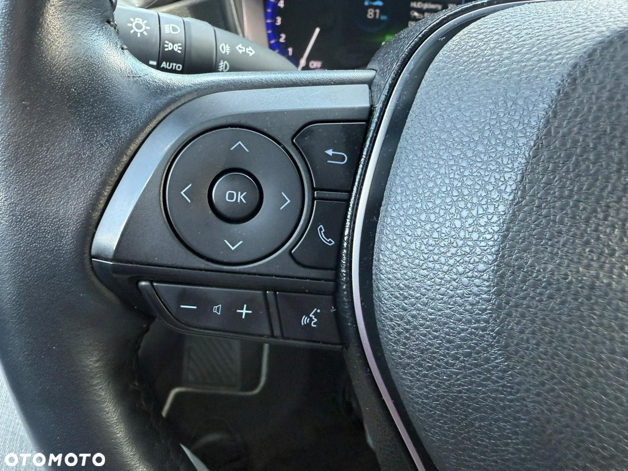 Toyota Corolla - 21
