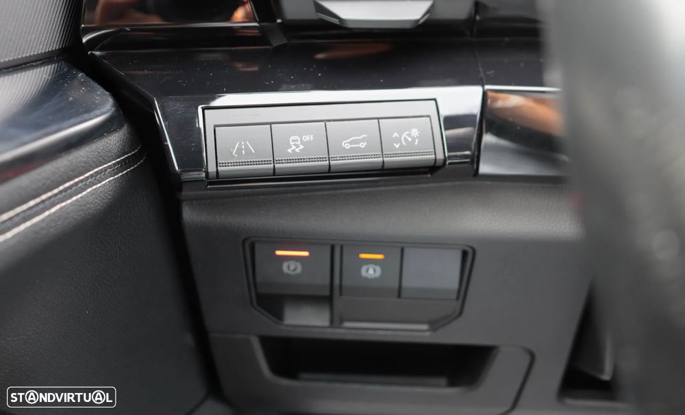Renault Austral 1.3 Mild Hybrid Iconic Auto - 38