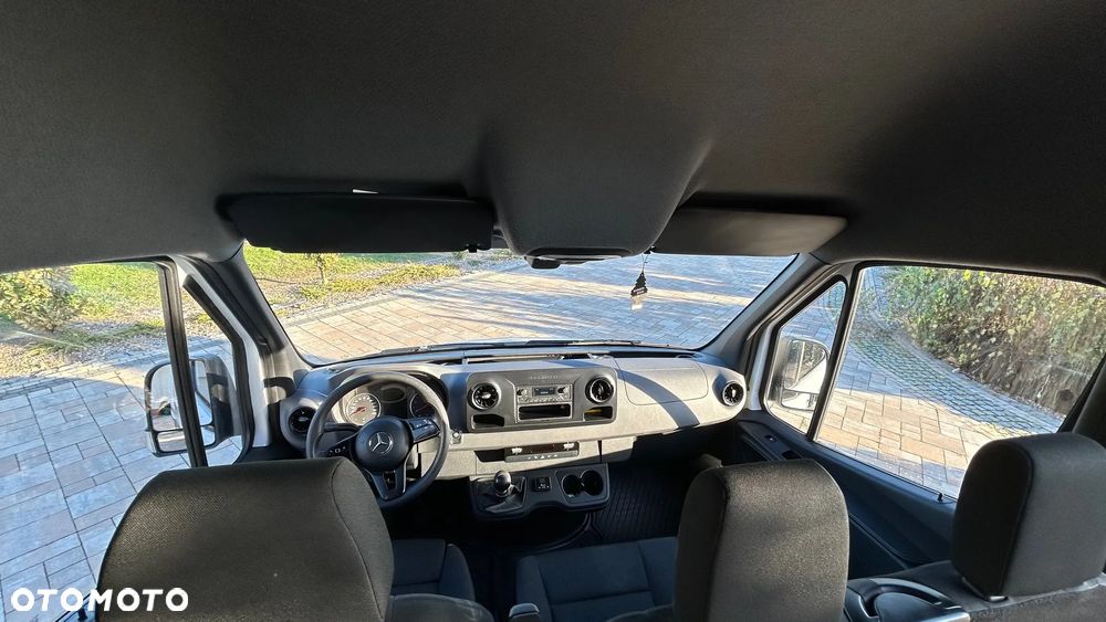 Mercedes-Benz Sprinter - 7