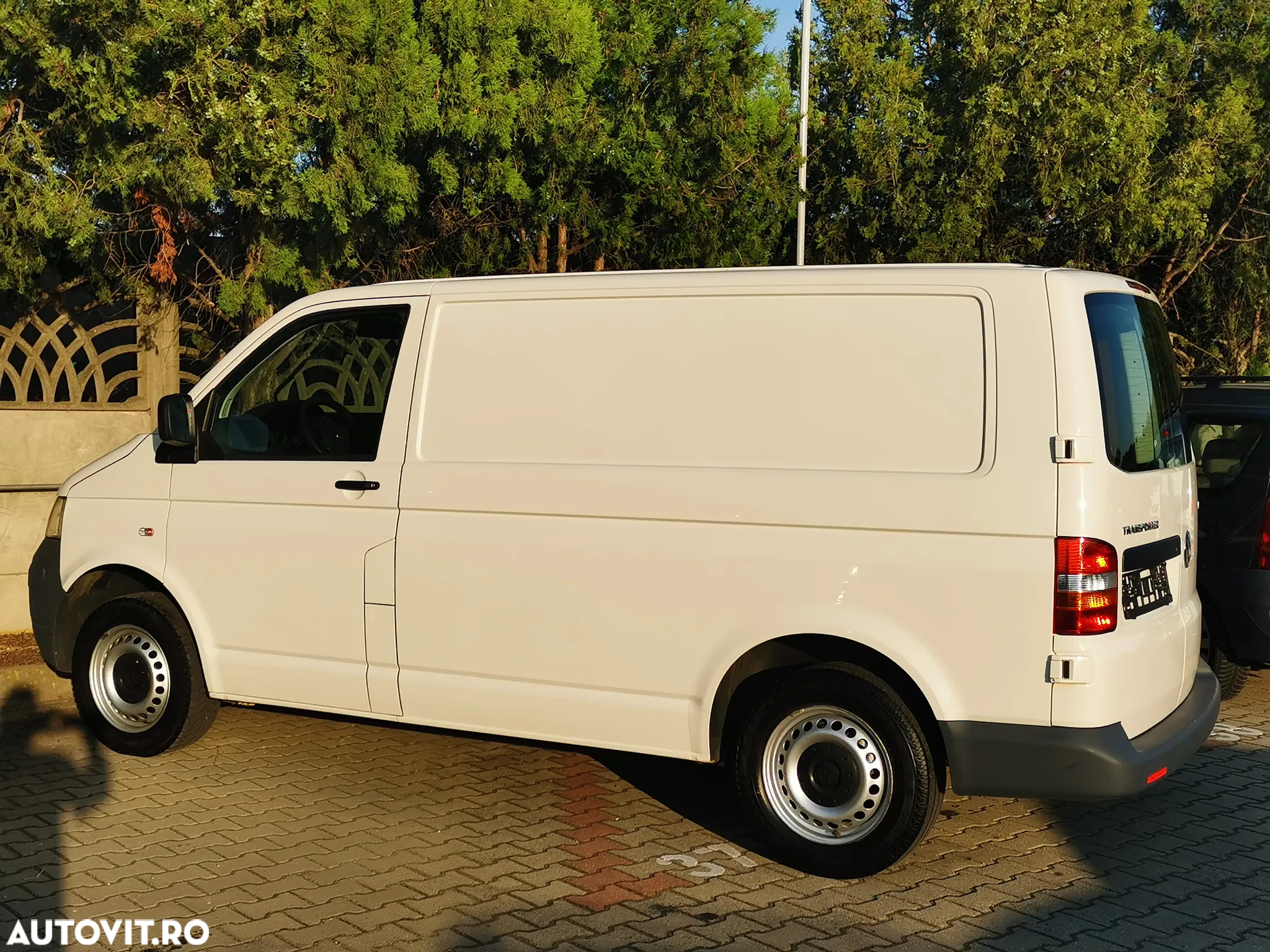 Volkswagen Transporter T5 2.5TDI - 5