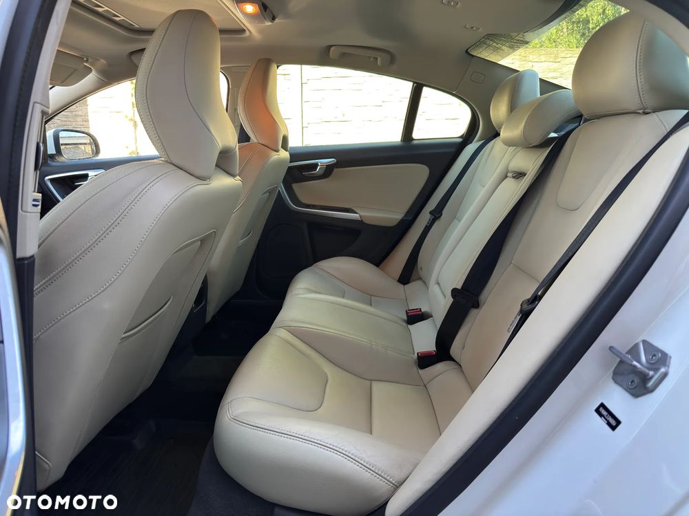 Volvo S60 T5 Drive-E Summum - 20