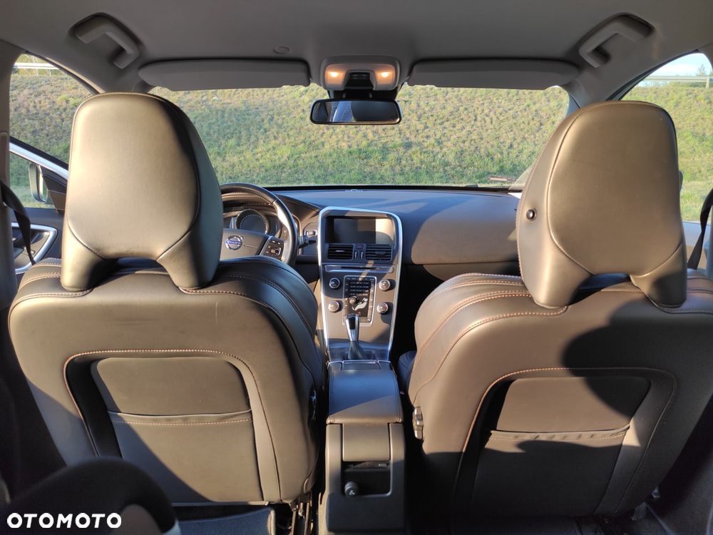 Volvo XC 60 D4 Drive-E Summum - 10