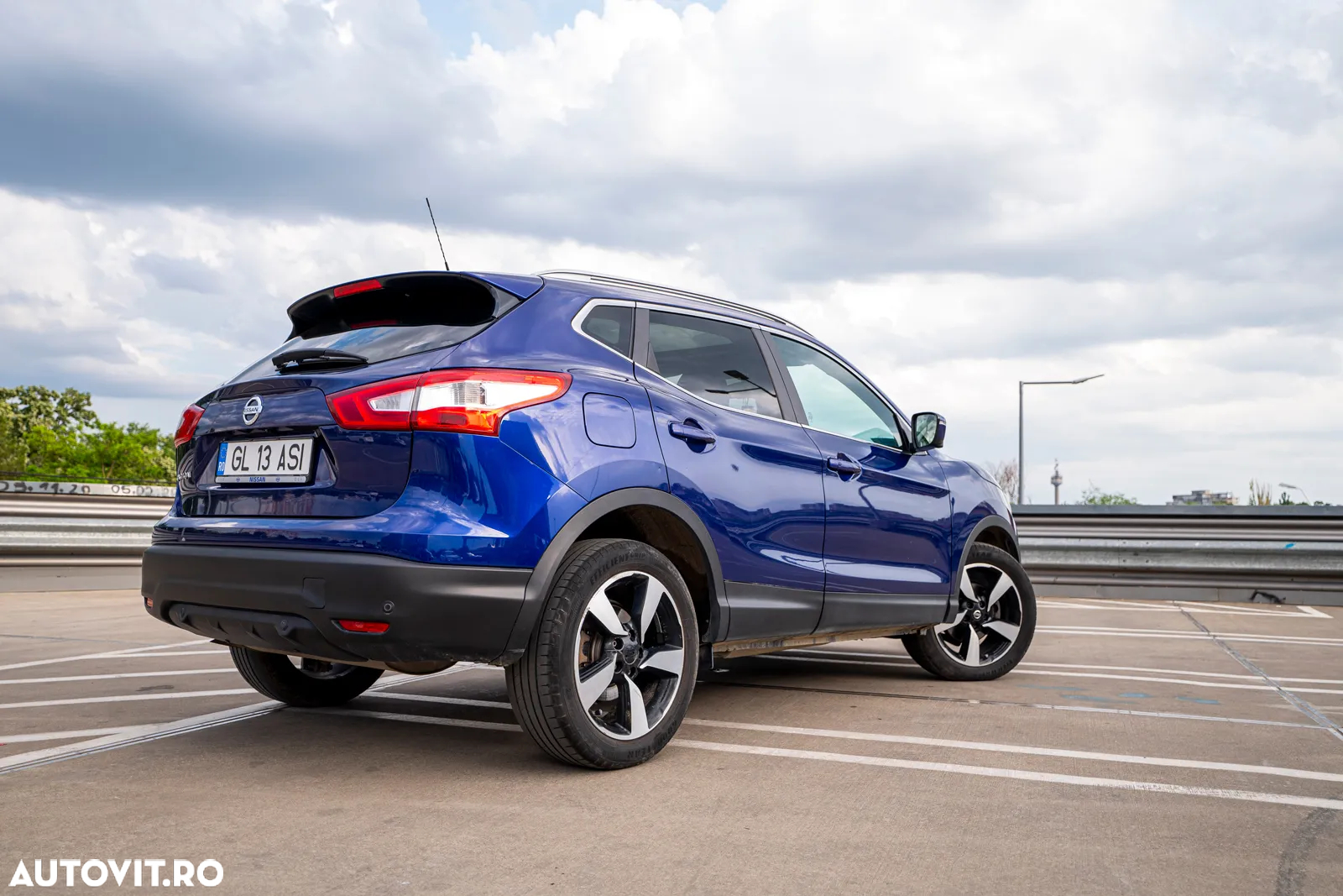 Nissan Qashqai 1.6 DCI ALL-MODE 4x4i TEKNA - 4