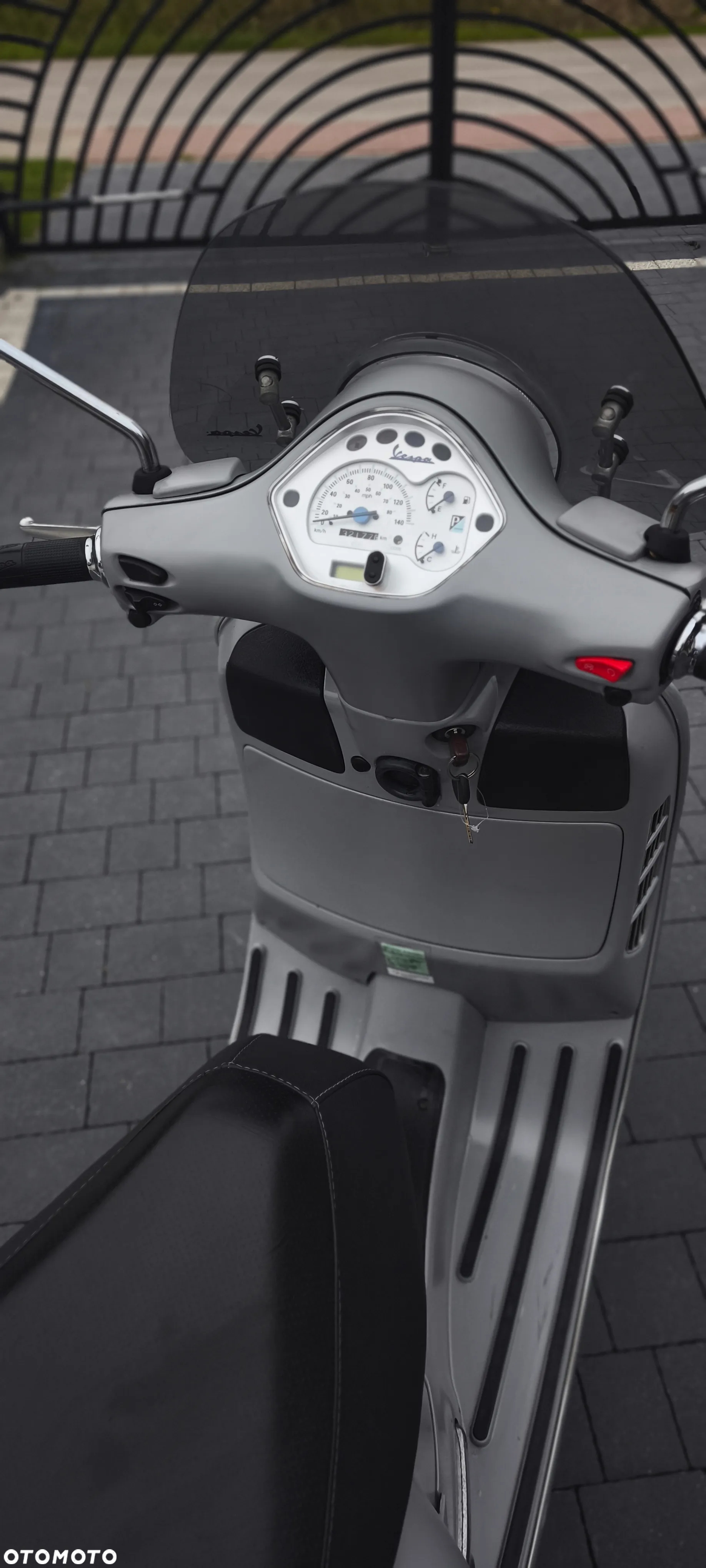 Vespa Grantourismo - 8
