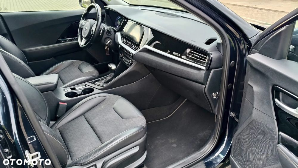Kia Niro 1.6 GDI Plug-in Hybrid L - 23