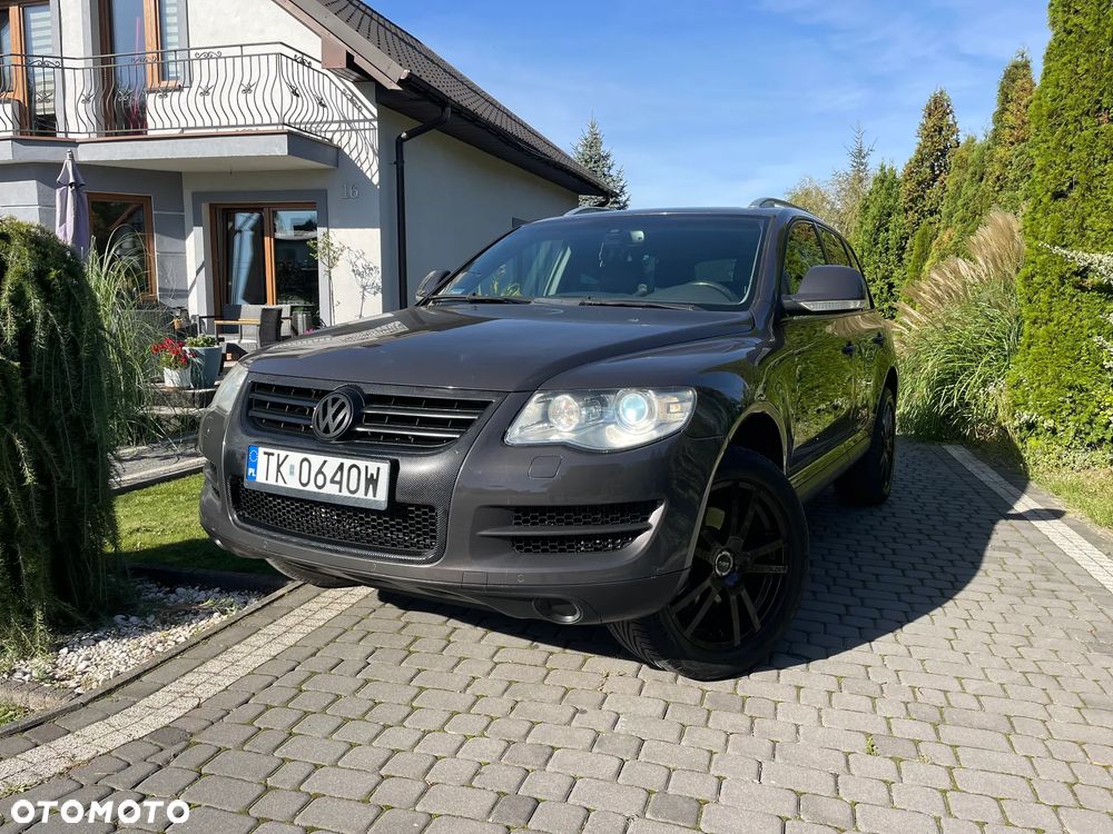 Volkswagen Touareg - 2