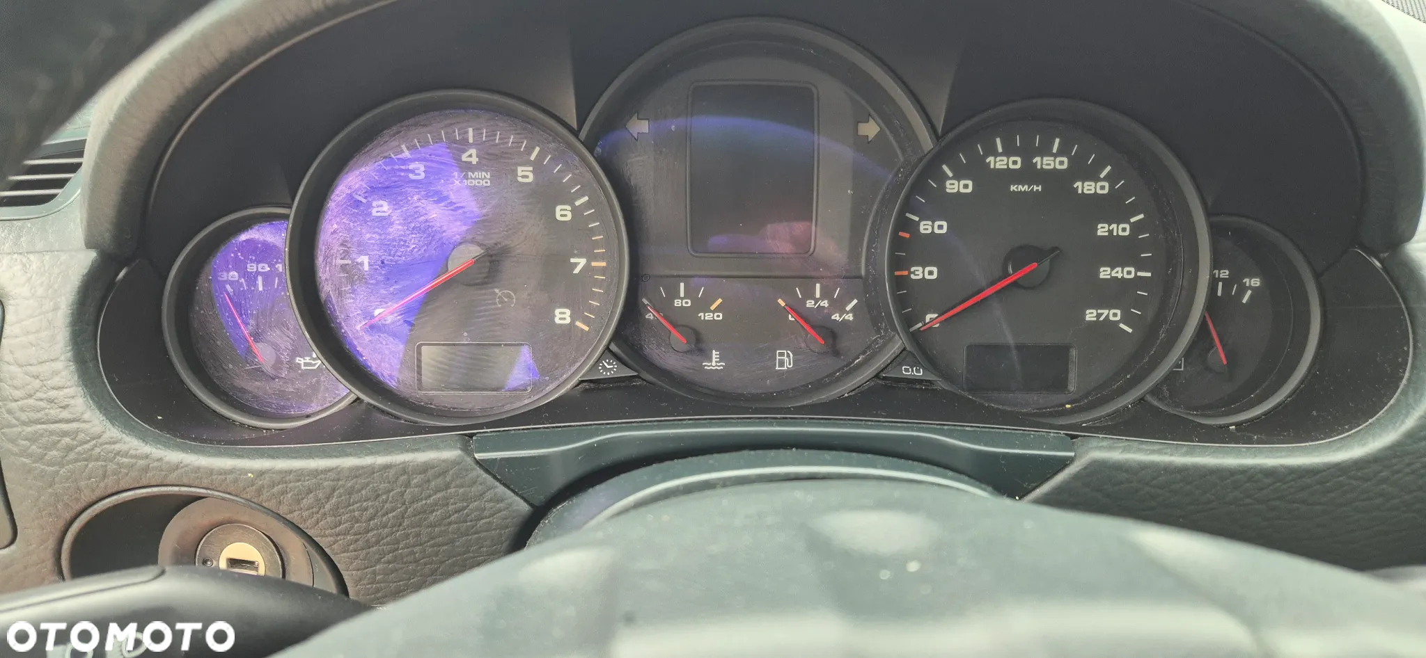 Porsche Cayenne - 27