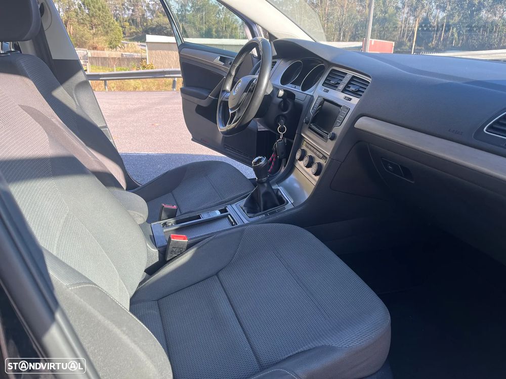 VW Golf Variant 1.6 TDi Trendline Pack - 4