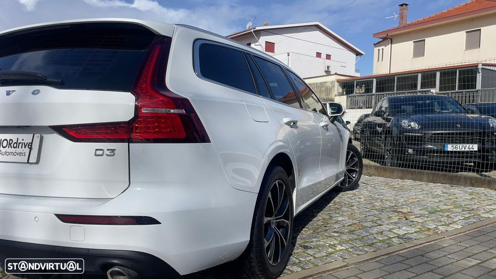 Volvo V60 D3 Momentum Pro - 6
