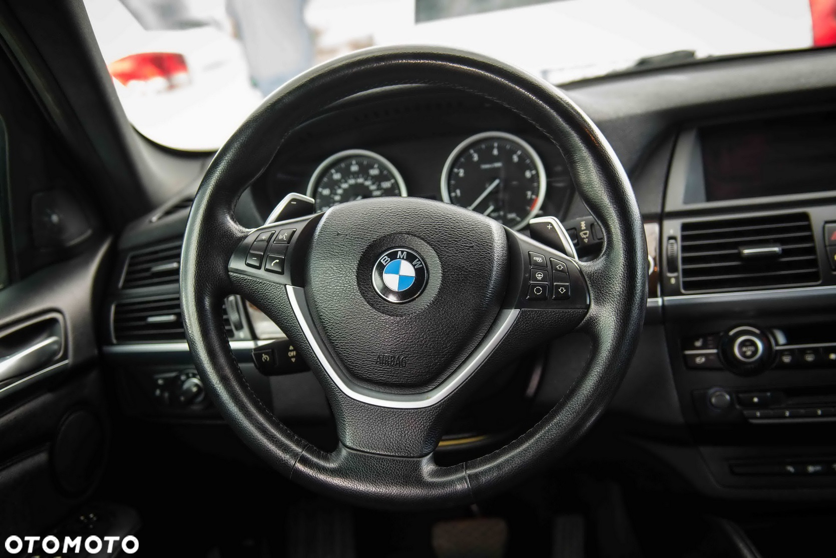 BMW X6 xDrive50i - 22