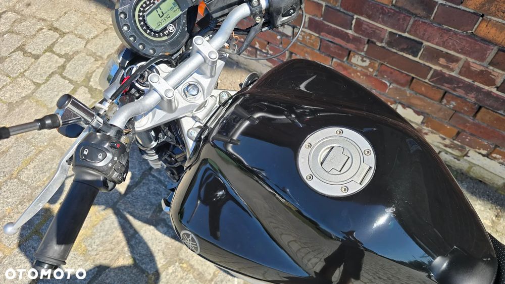 Yamaha FZ6 - 19
