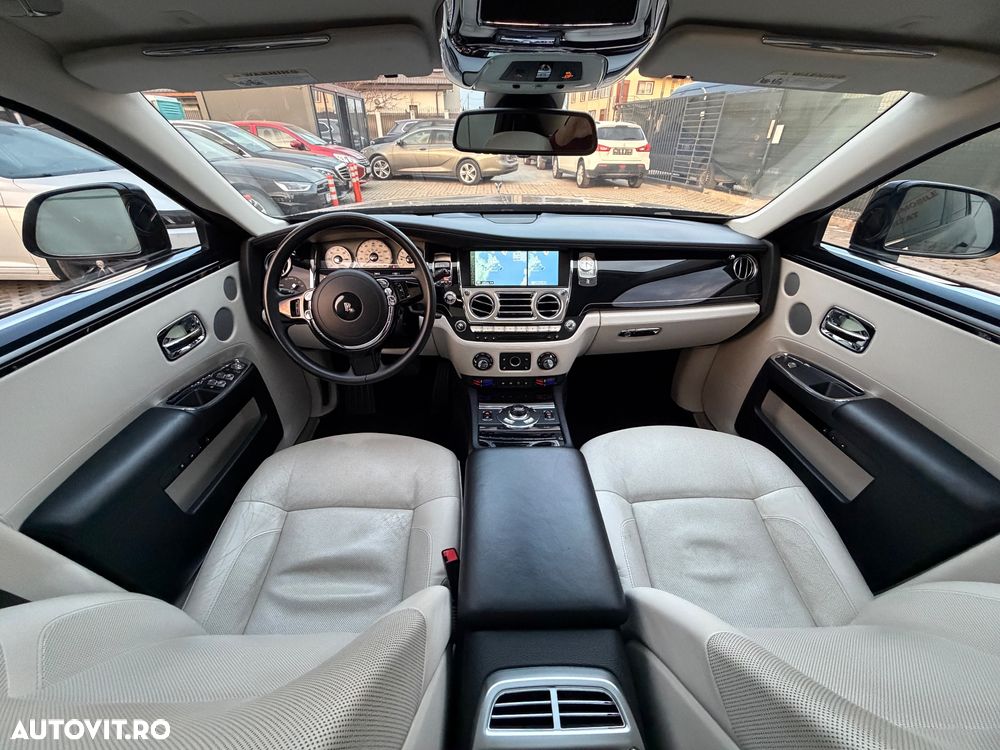 Rolls-Royce Ghost Standard - 7