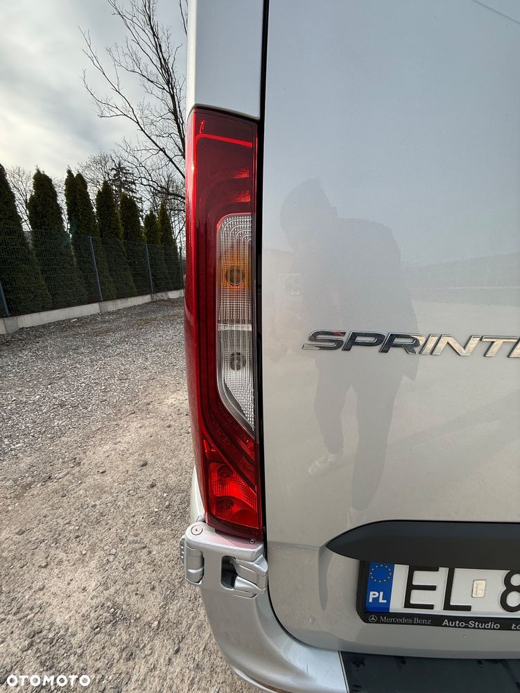 Mercedes-Benz Sprinter - 7