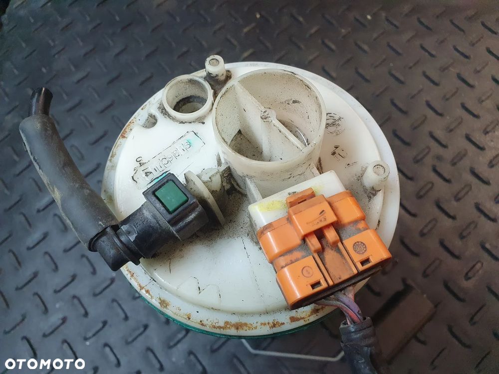 FIAT SEICENTO  POMPA  PALIWA 1,1MPI 51709818 POSIADAM 4 SZT - 4