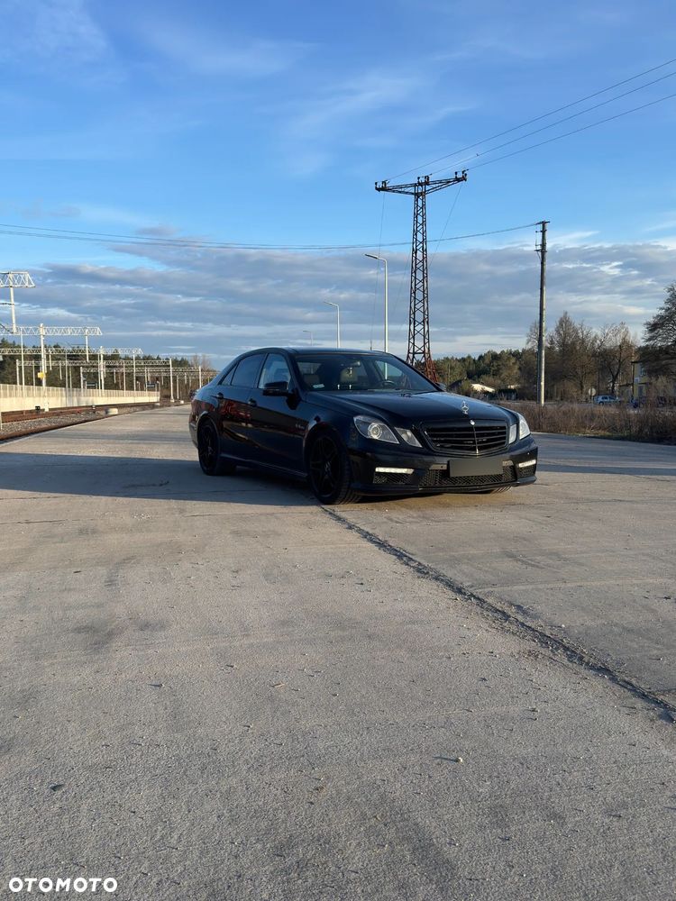 Mercedes-Benz Klasa E 63 AMG - 2