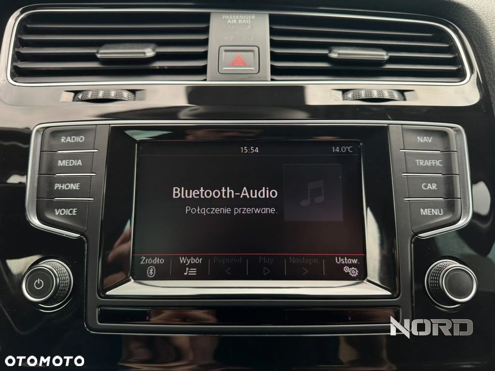 Volkswagen Golf 1.4 TSI BlueMotion Technology DSG Highline - 27