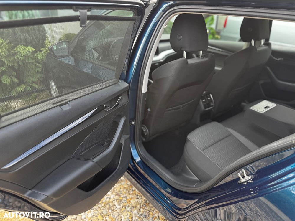 Skoda Octavia 2.0 TDI DSG Ambition - 17