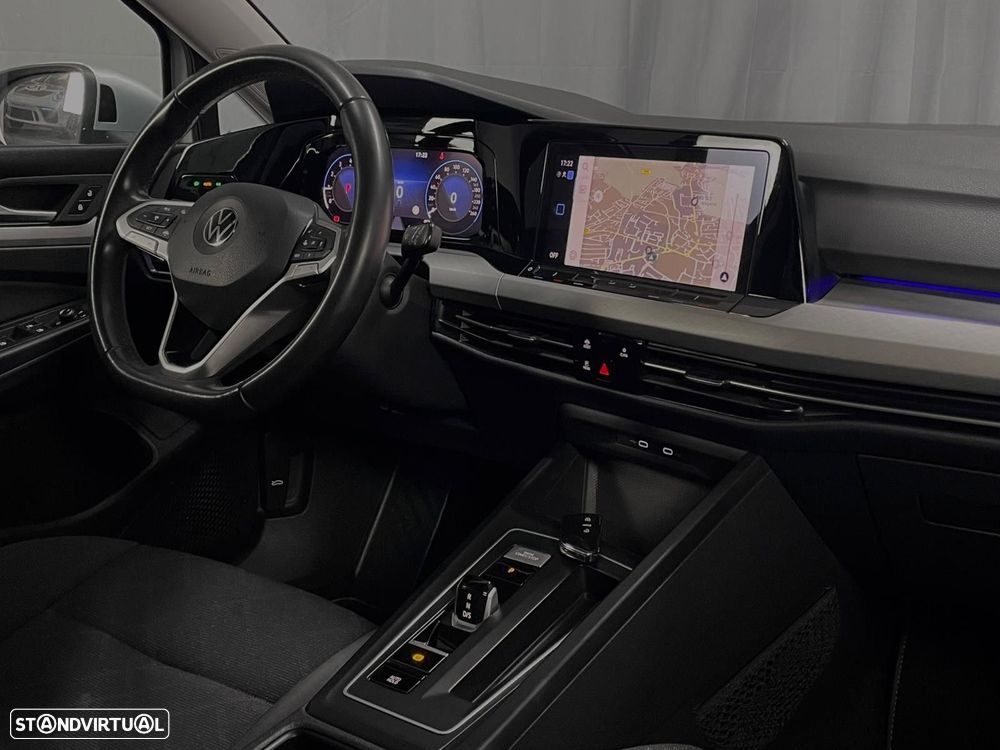 VW Golf Variant 1.0 eTSI Life DSG - 16