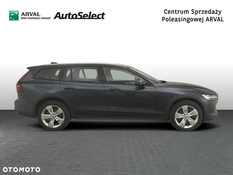 Volvo V60 Cross Country B5 B AWD - 7