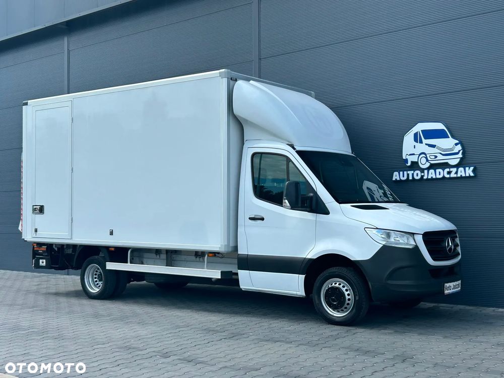 Mercedes-Benz Sprinter 516 CDI Kontener 9 palet + winda 750kg + drzwi boczne **Mbux**Klima**Automat**Super stan**Sprowadzony** - 2