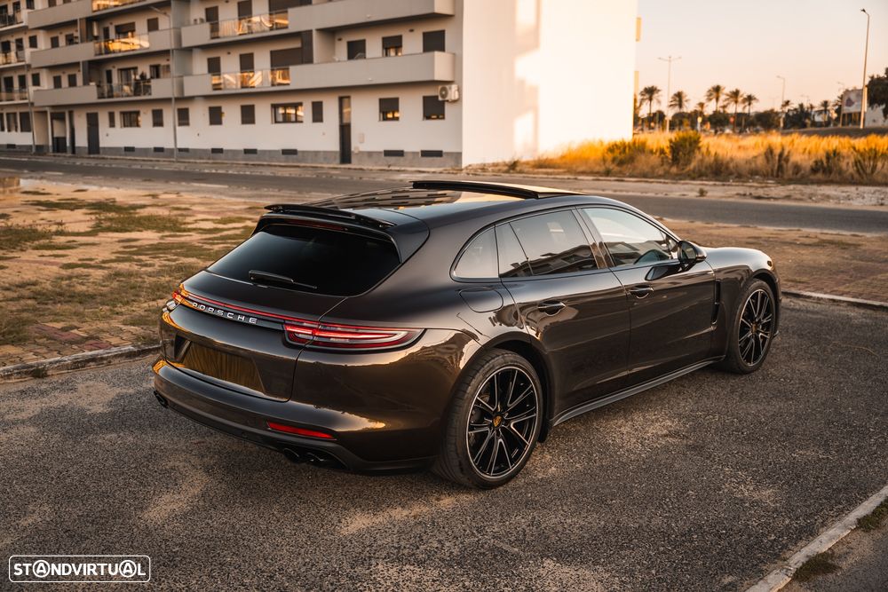 Porsche Panamera Sport Turismo 4 E-Hybrid - 7
