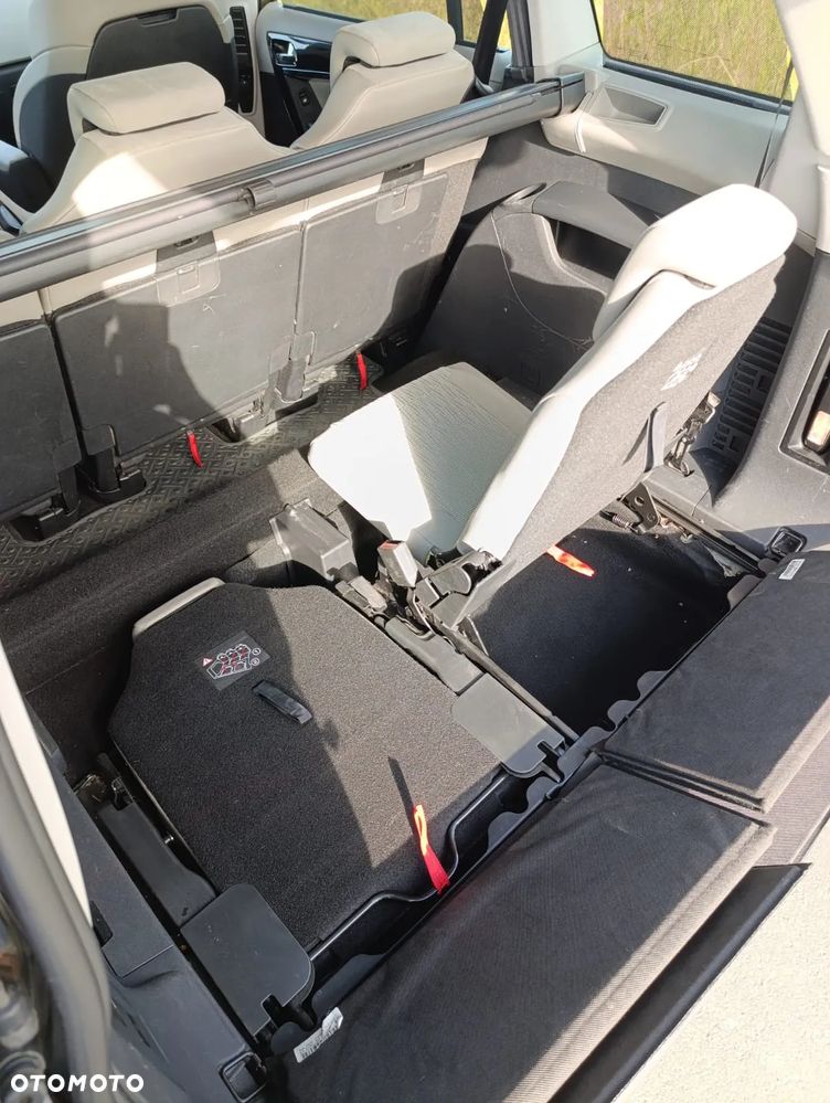 Citroën C4 Grand Picasso - 16