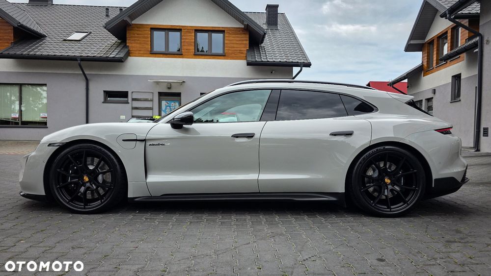 Porsche Taycan GTS - 2