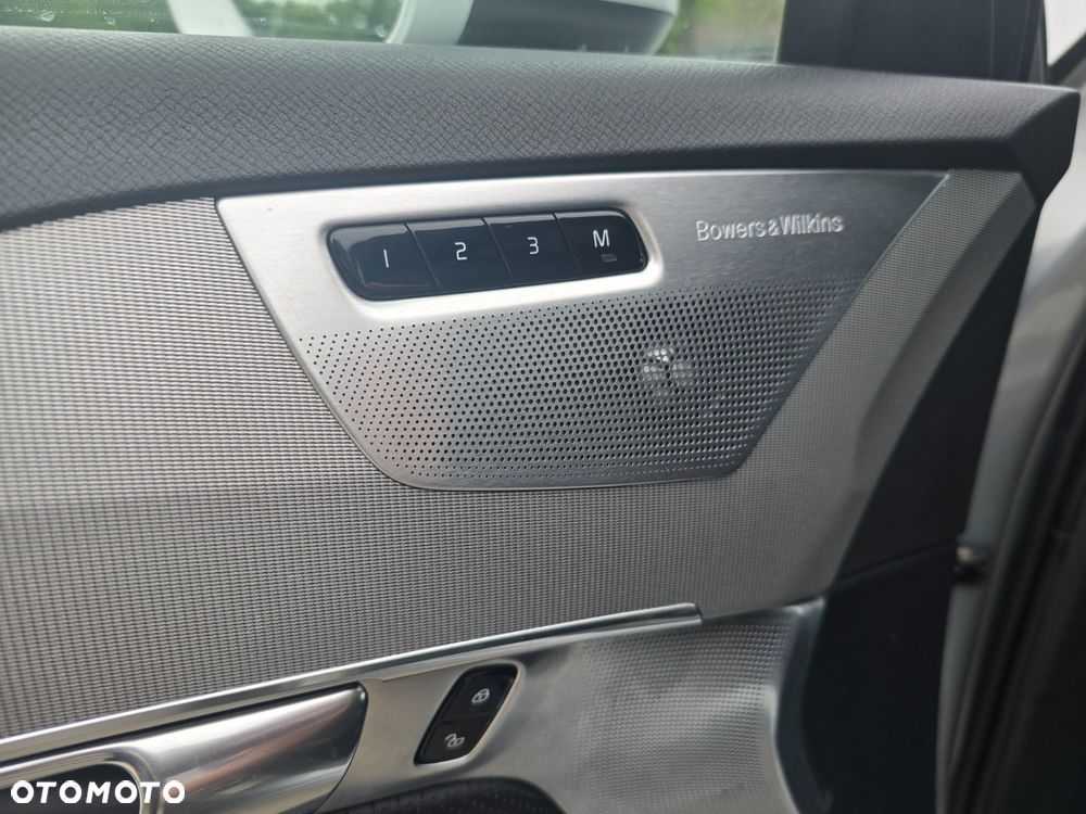 Volvo XC 90 T6 AWD R-Design 7os - 26