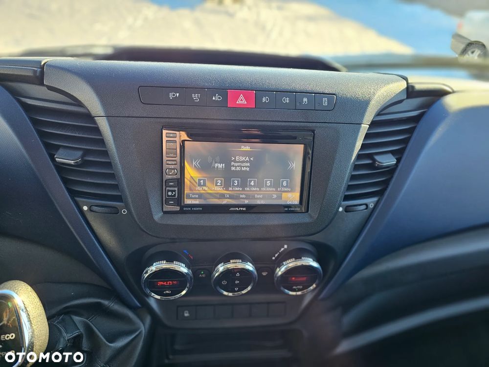 Iveco DAILY 40 C35 - 15