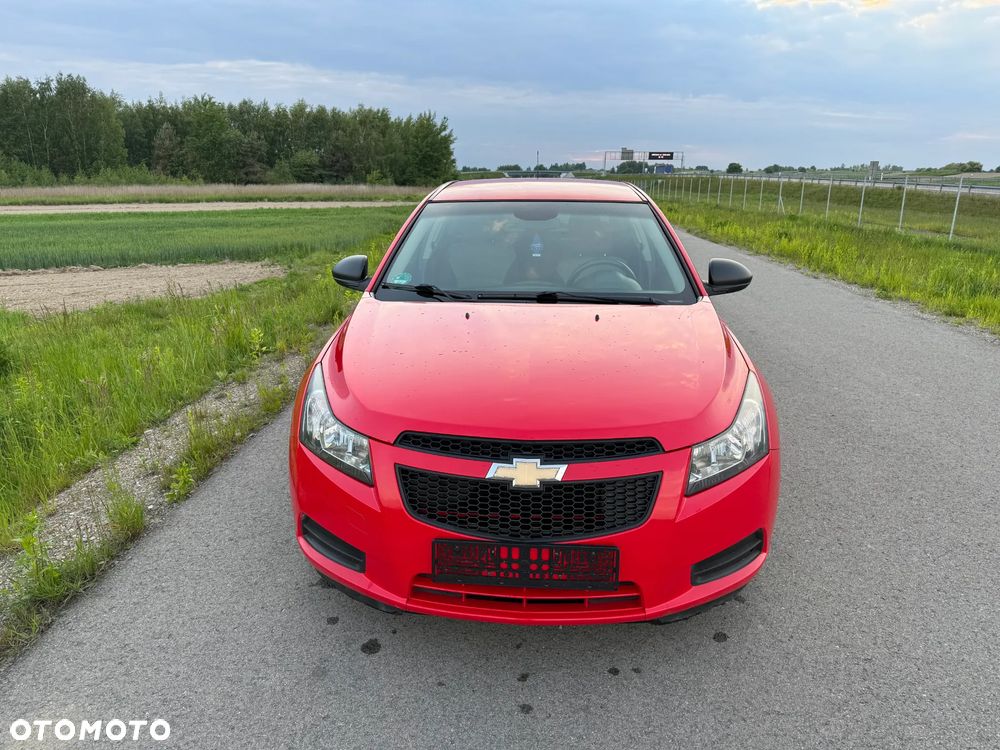 Chevrolet Cruze 1.6 LS - 8