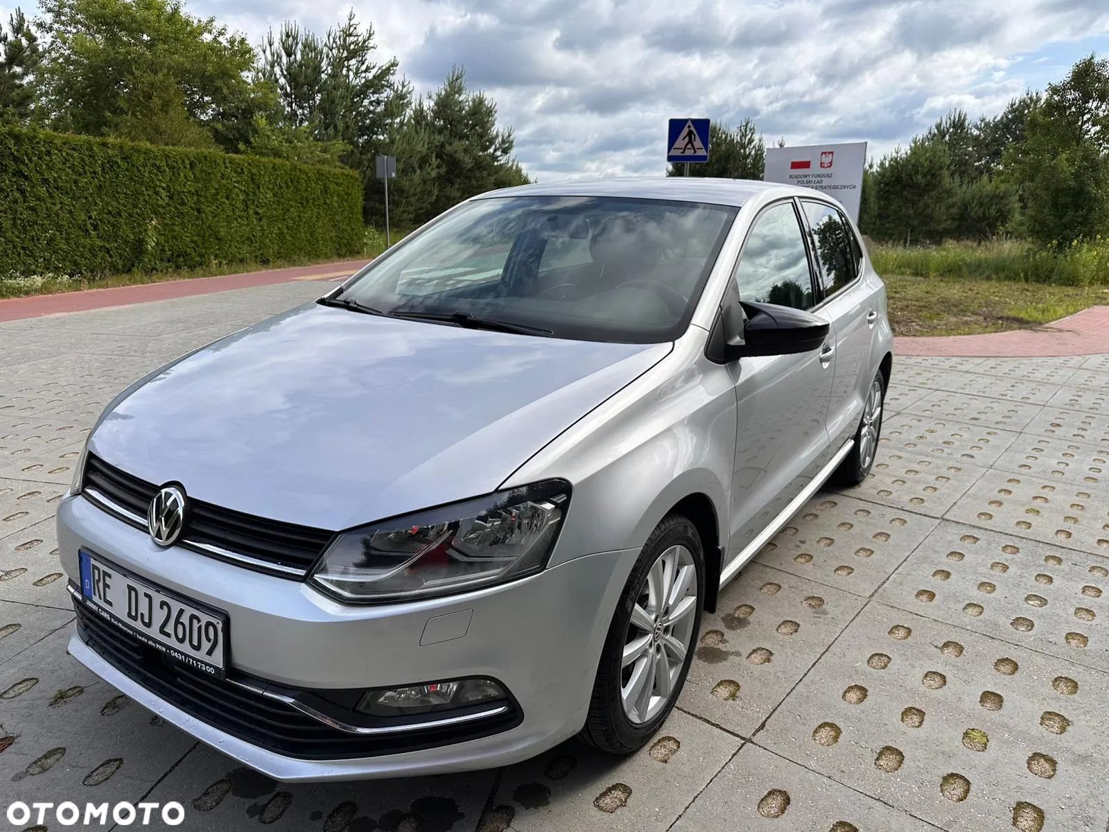 Volkswagen Polo 1.2 TSI Blue Motion Technology Black/Silver Edition - 1