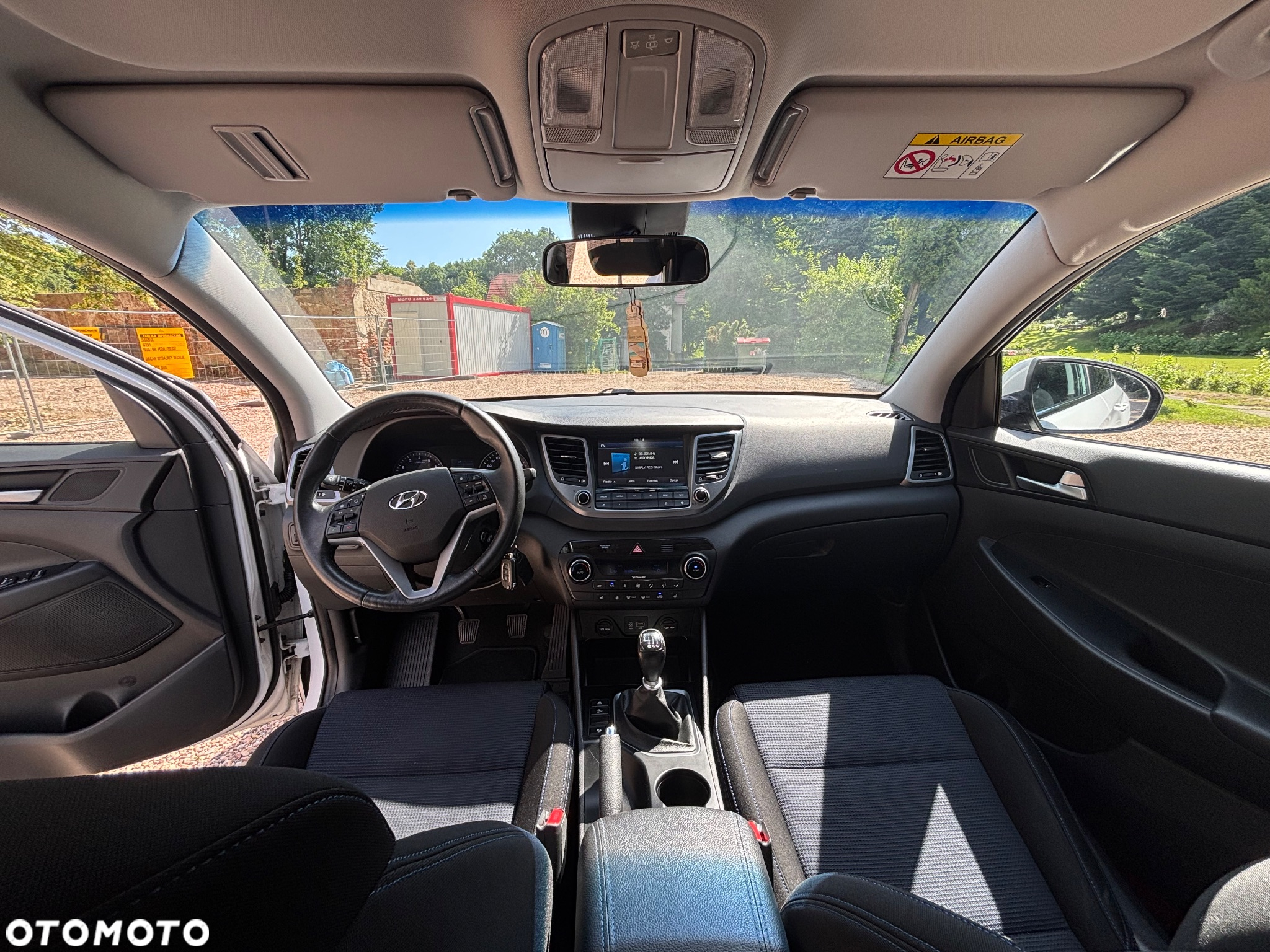 Hyundai Tucson 1.6 Turbo 2WD Navi - 24
