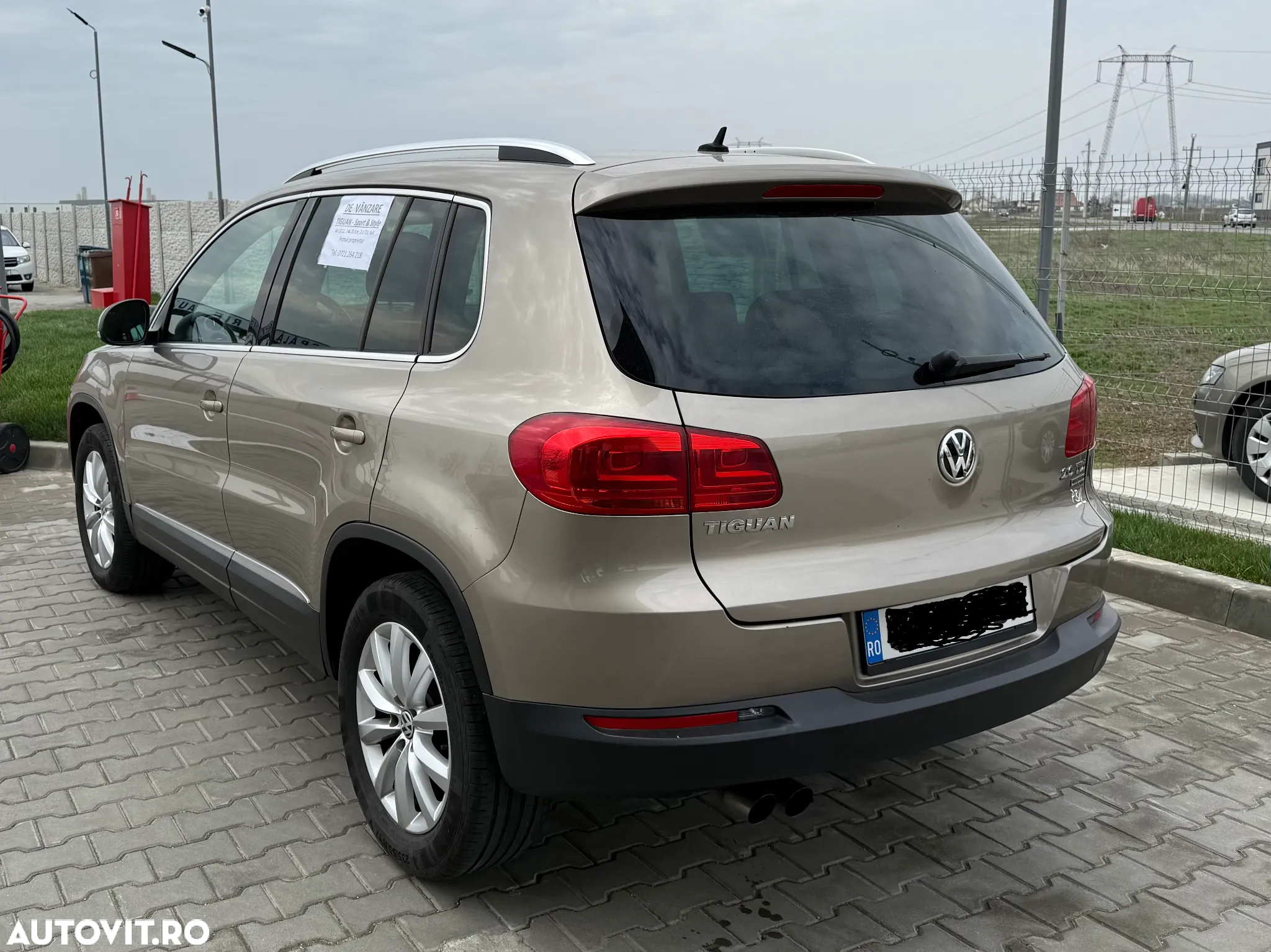 Volkswagen Tiguan 2.0 TDI 4Motion Sport & Style - 3